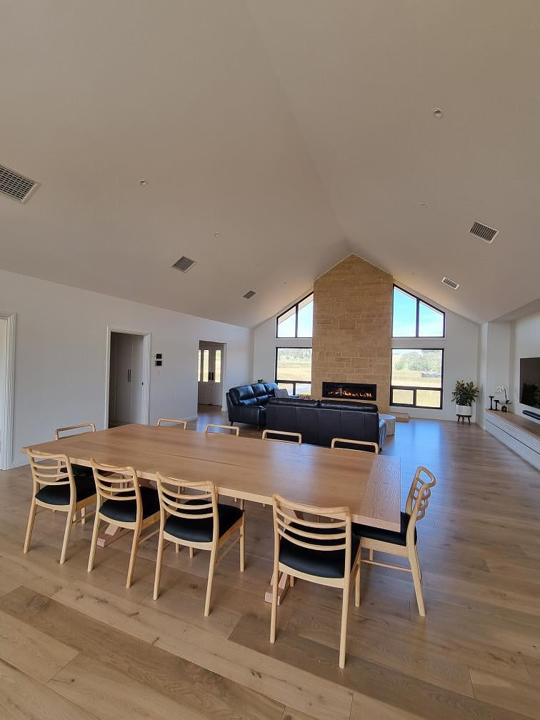 oak dining table Provincial lumber furniture