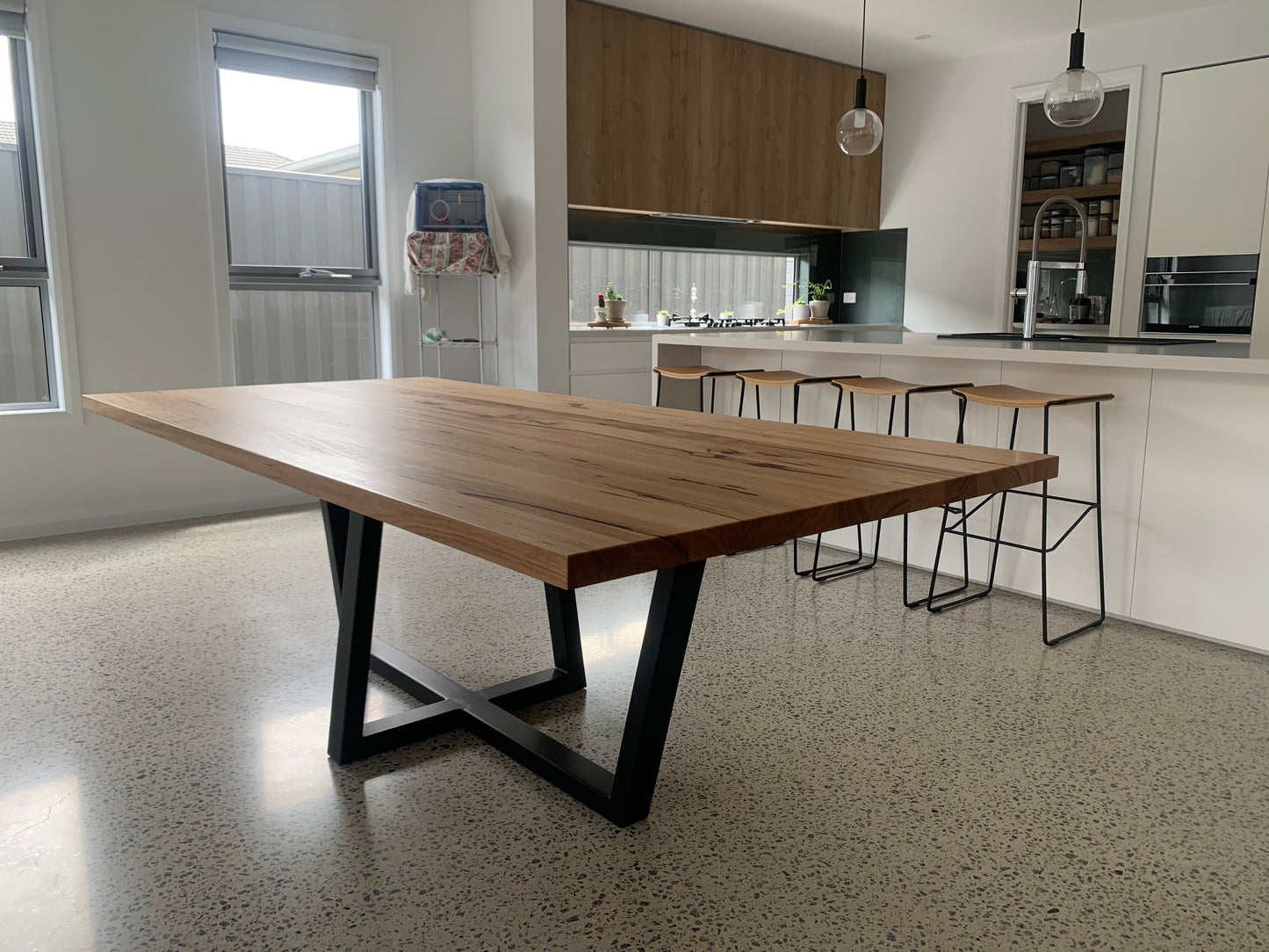 Paris Dining Table