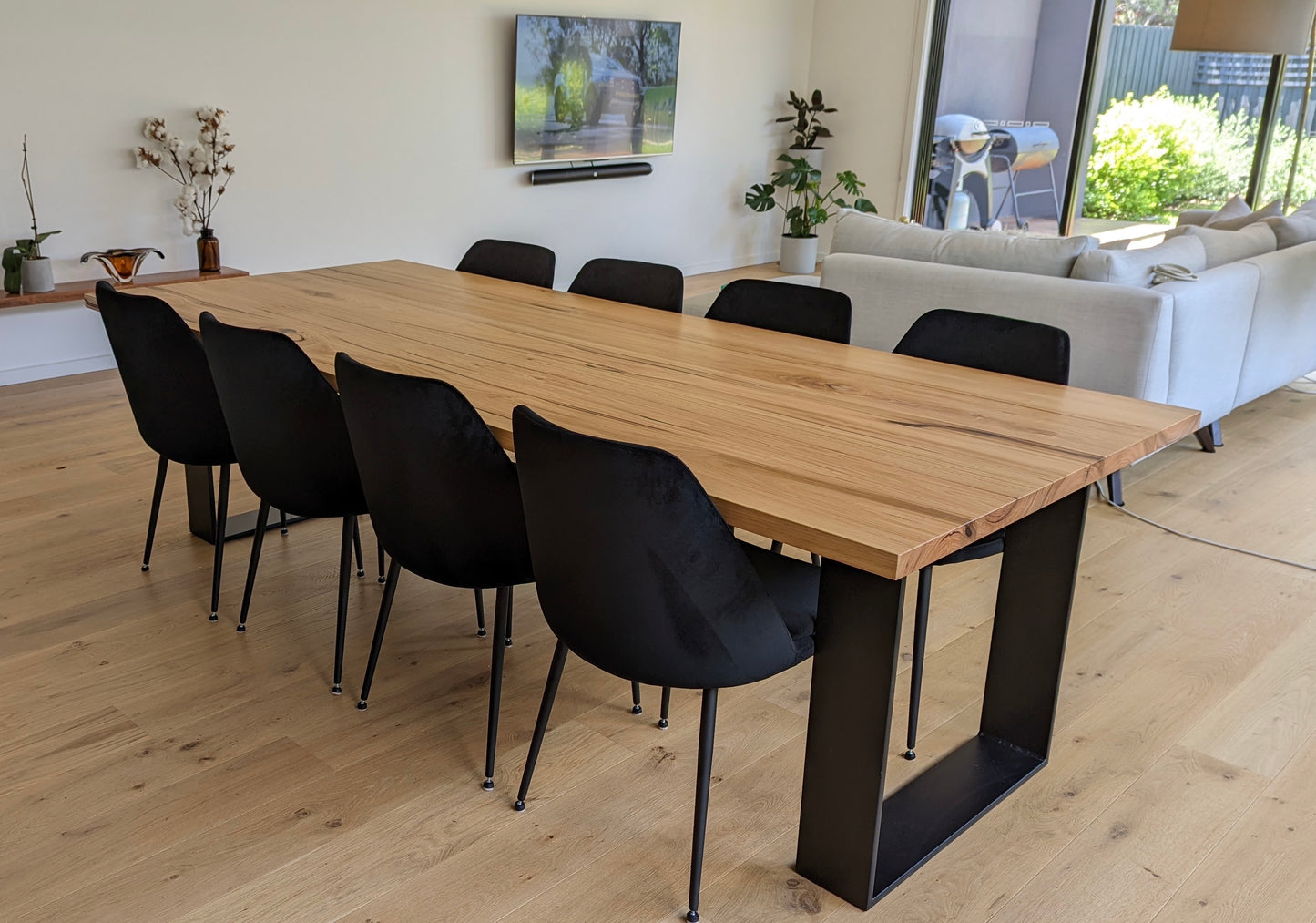 Monarch Dining Table