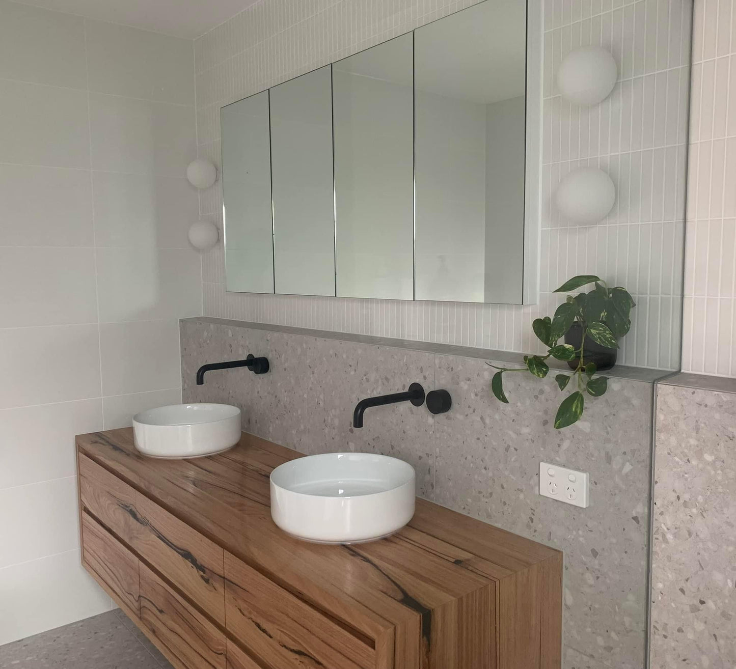 Vaucluse Bathroom Vanity - Floating