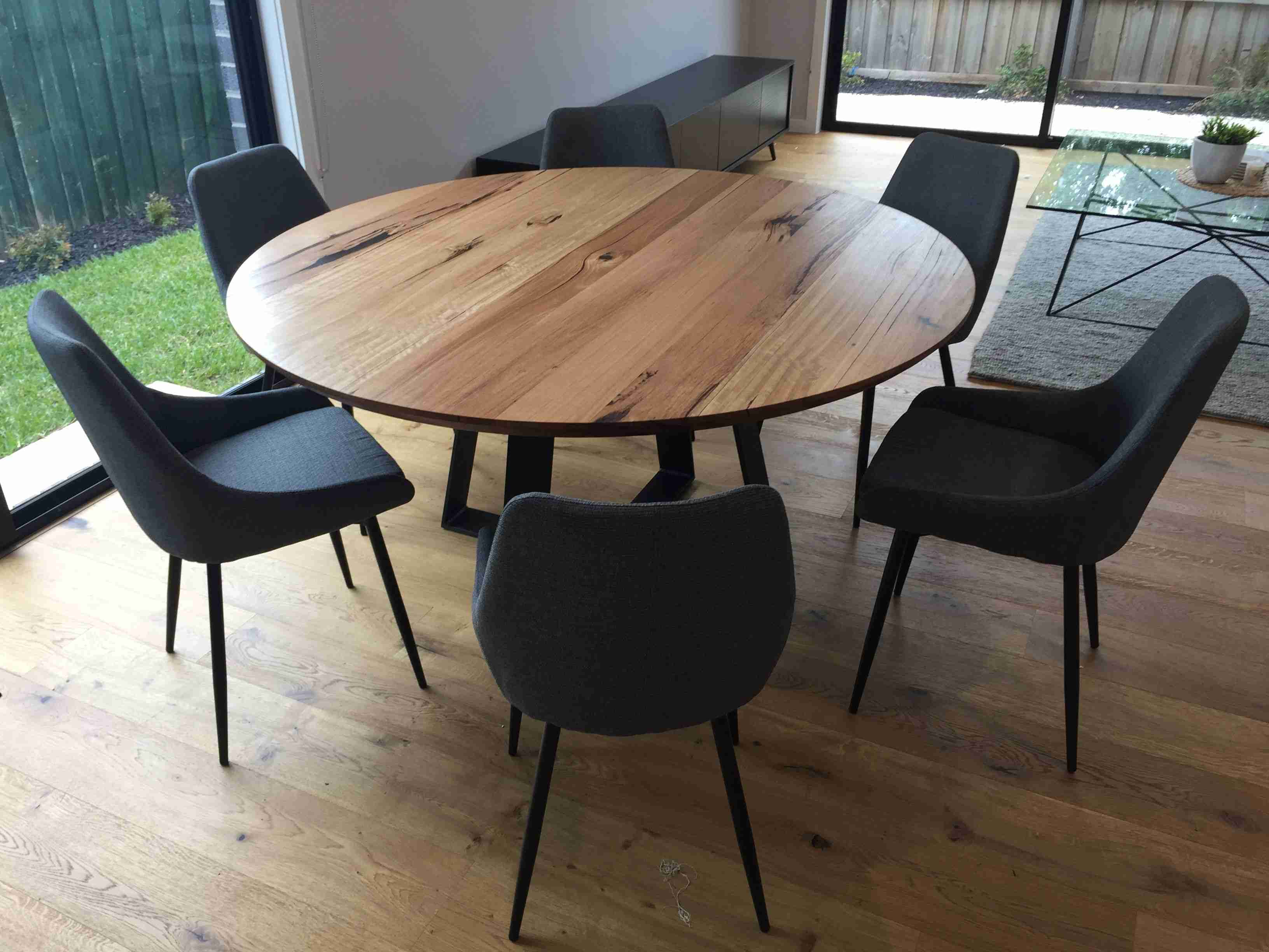 Round Timber Dining Tables Australia – Lumber Furniture