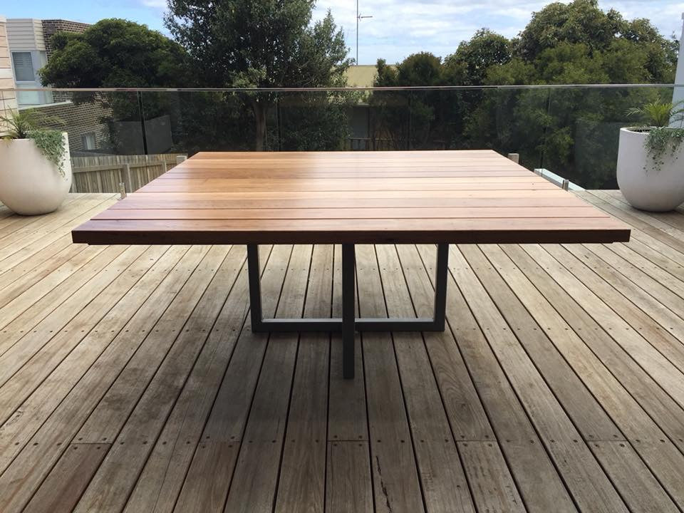 Costa Del Sol Square Outdoor Dining table